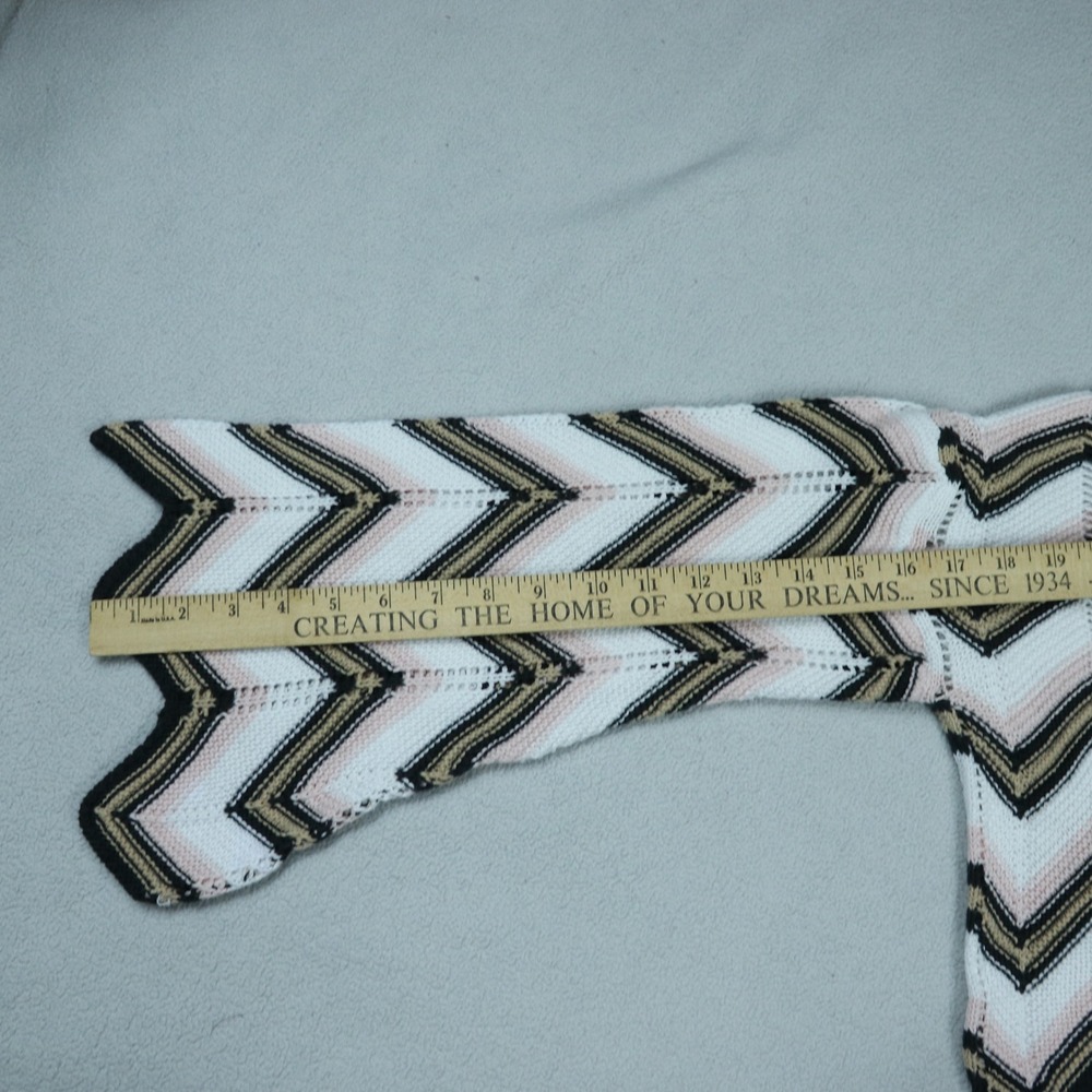 Francesca's Audrey Parks Sweater Multicolor Sz XS Chevron Knit Bell Sleeve Crop - Picture 6 of 9